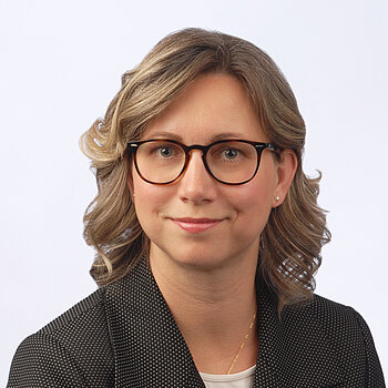 Claudia Bär